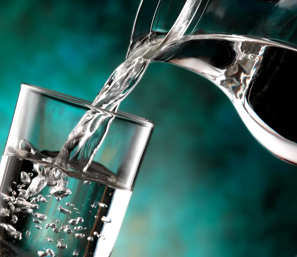 water with fluoride 