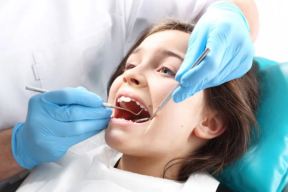 kids choosing right dentist